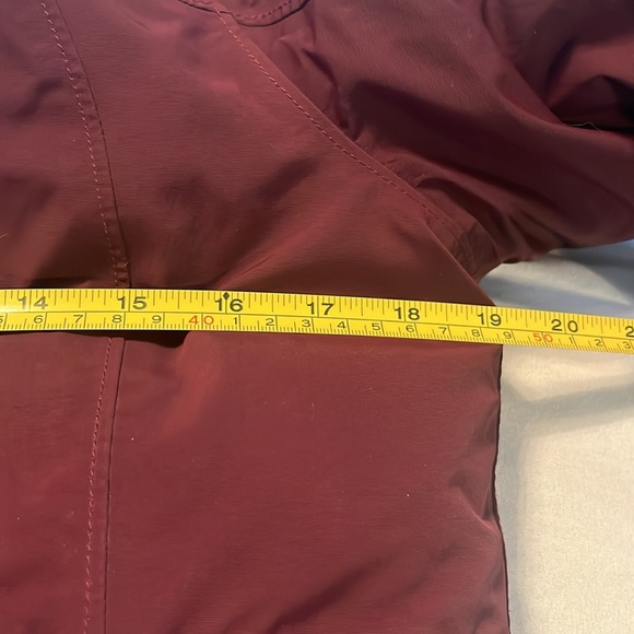 ✨Host Pick ✨ Lululemon Winter Coat - Picture 4 of 14